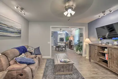 Image de Spacious Fort Wayne Condo w/ Porch + Storage!