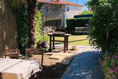 Image de Maison l'or du temps - gîte Les Glycines