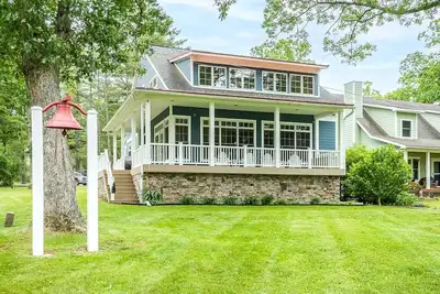 Image de Sunset Cove | Dog Friendly, Lakefront, Dock!