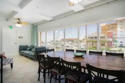 Image de Madeira Bay Resort 200 Marina View w/Beach Access