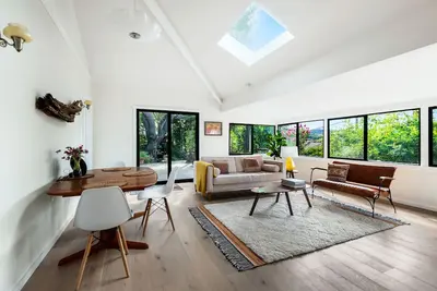 Image de Sunny 2 Bedroom Garden Cottage with Hot Tub on Topanga State Park
