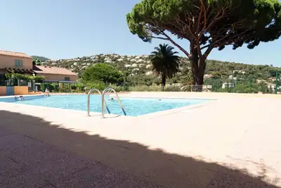 Image de Joli appartement pour 4 personnes avec piscine, climatisation, Wifi, Tv, balcon et parking