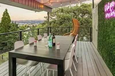 Image de River Club: watch a movie outdoors under the stars, private hot tub, fire pit