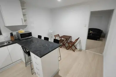 Image de Comfortable 2 Queen & 1 Double Bedroom, Mansfield