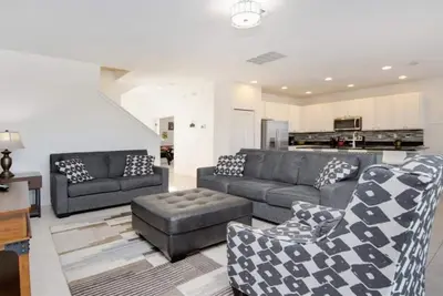 Sonoma Resort - 5 Bed 5 Baths Villa