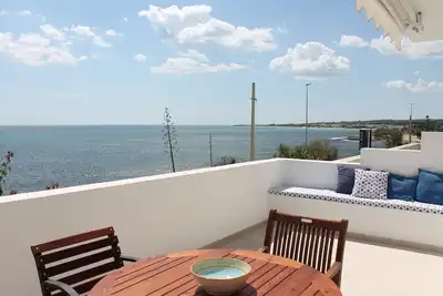 Seafront house in Torre Vado 2