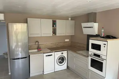 Image de Appartement tout confort à 5 min des plages, commerces et restaurants