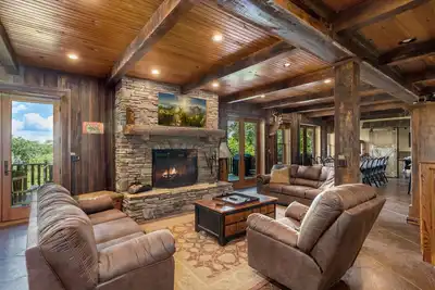 Image de Magnificent Lodge Over 7, 300 Square Feet