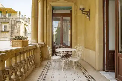 Image de Cavour apartment with balcony - P. Iva