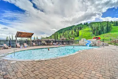 Image de Durango Resort Condo w/ Balcony & Mtn Views!