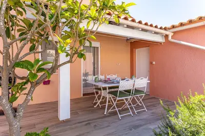 Image de Gruissanne - Maison avec piscine, à 150m de la plage