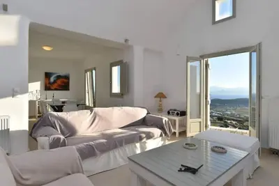 Image de Granite Villa - Naousa- 8pl - Amazing View.