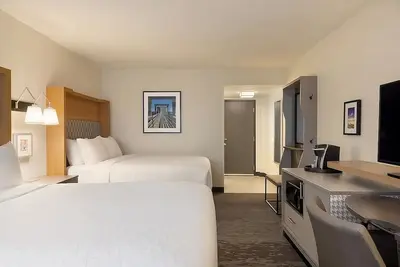 Image de Great Relaxing Overnight Stay! 2 Classy Units! Indoor Swimming Pool