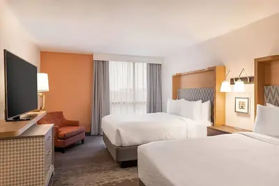 Image de Pleasant Stay! 4 Upscale Units! Indoor Pool, Near Fort Worth Botanic Garden