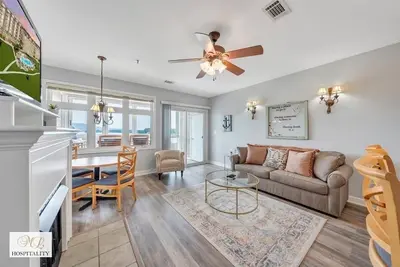Image de #322 Pointe - 2 Bedroom Lakefront Condo at Mariners Sml