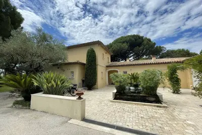 Image de Appartement mitoyen dans belle propriété