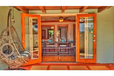 Image de Craftsman 4 Bed/2 Ba. Home Sleeps 10, Ac & Parking