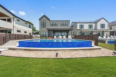 Image de Waterhouse at Lbj Residence Iii, 6 King Bedrooms, Pool/Spa, Boat/Pwc Lift, Slide