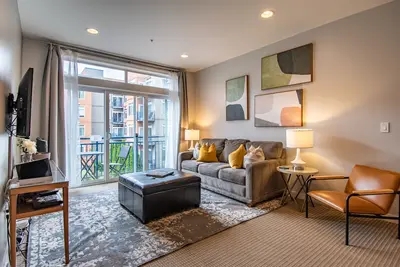 Image de Beautiful Home in the Heart of Seattle!