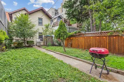 Image de Lovely 3-bedroom rental with backyard