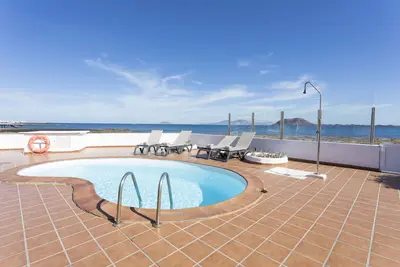 Villa Los Remos Beachfront, Bbq and heating pool
