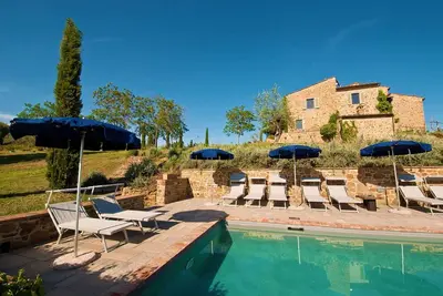 Image de Belle maison de vacances privée avec piscine privée, Wifi, climatisation, Tv, près de Arezzo