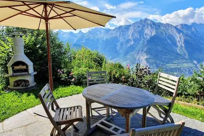 Image de Merveilleuse maison de vacances privée pour 5 personnes avec Wifi, Tv, terrasse et parking