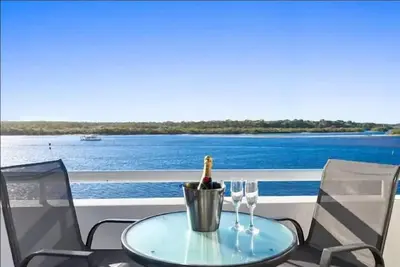 Image de Panoramic River & Ocean Views - Penthouse -Rooftop
