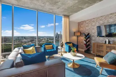 Image de Big Bend at the Rainey District