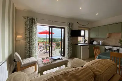 Image de Apartment 432 - Clifden - sleeps 2 guests in 1 bedroom
