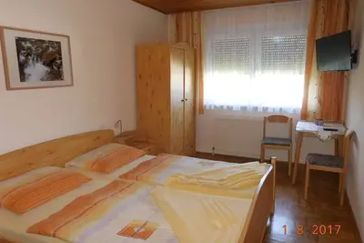 Image de Double room with shower, Wc - Angelika Zischmayer