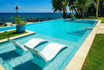 Aqua Bay at the Tryall Club by Personal Villas - Splendid Zero-Edge Heated Pool