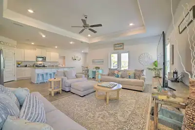 Image de Port St Joe 'Mermaid Cove' Getaway w/ Patio!
