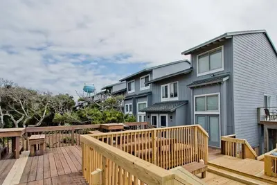 Image de Og#10- Driftwood on the Ocean, Almost Oceanfront Condo in Pine Knoll Shores, Nc!