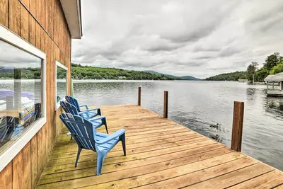 Image de Lakefront Alton Bay Retreat w/ Dock Near Beaches!