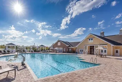 Image de Relax in Style: 3br Condo w/ Balcony @ Wyndham Gg