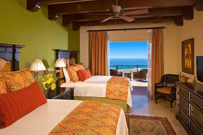 Image de Enchanting Montecristo Beachfront Villa