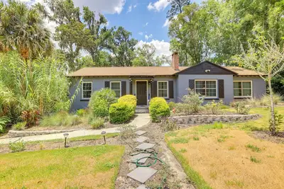 Image de Cozy Gainesville Home ~ 1 Mi to University!