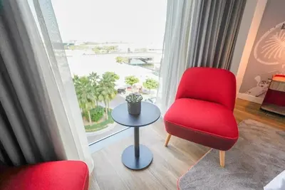 Image de Superior Room Near Water Front Park By Luxury Bookings