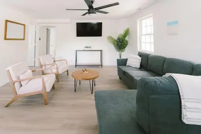 Image de Ocean Blue at Cb - Walking Distance to Beach