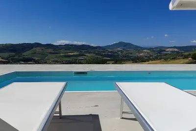 Image de Glamping at an Agriturismo in the vineyard