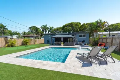 Image de Wiley`s Paradise - 3bedroom/2bath + Office & Heated Pool