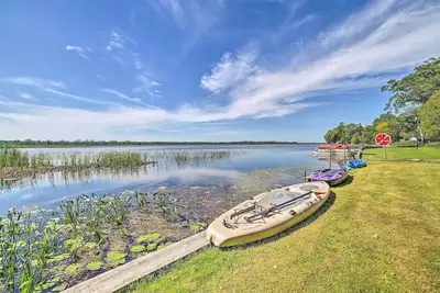 Image de Waterfront Tawas Lake Retreat w/ Fire Pit!