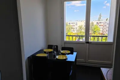 Image de Valence apartment near major schools