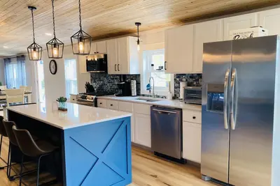 Image de Best View on Torch lake! Private frontage, boat dock and across from the sandbar