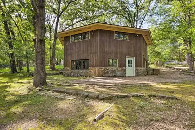 Image de Rogers Cabin w\/ Direct Access to Beaver Lake!
