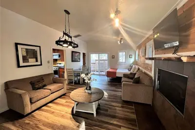 Image de Charming Timber Haven Lodge (8 guest) Cabin#9