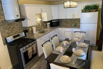 Image de Lake-View Lodge Cabin #7 ( 2 Br Near The Village)