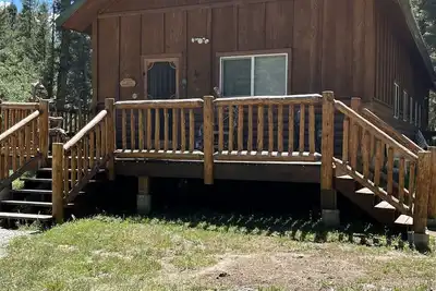 Image de Cheerful 4-bedroom cabin with indoor fireplace