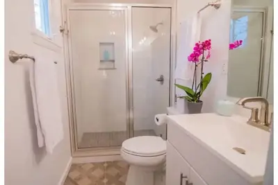 Image de Luxury cottage with pool
